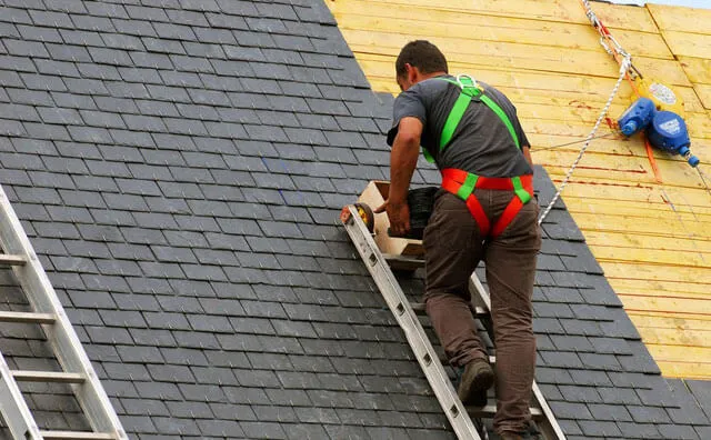 Охорона праці під час виконання покрівельних робіт