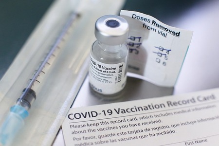 МОЗ зупинило дію наказу про обов’язкову вакцинацію