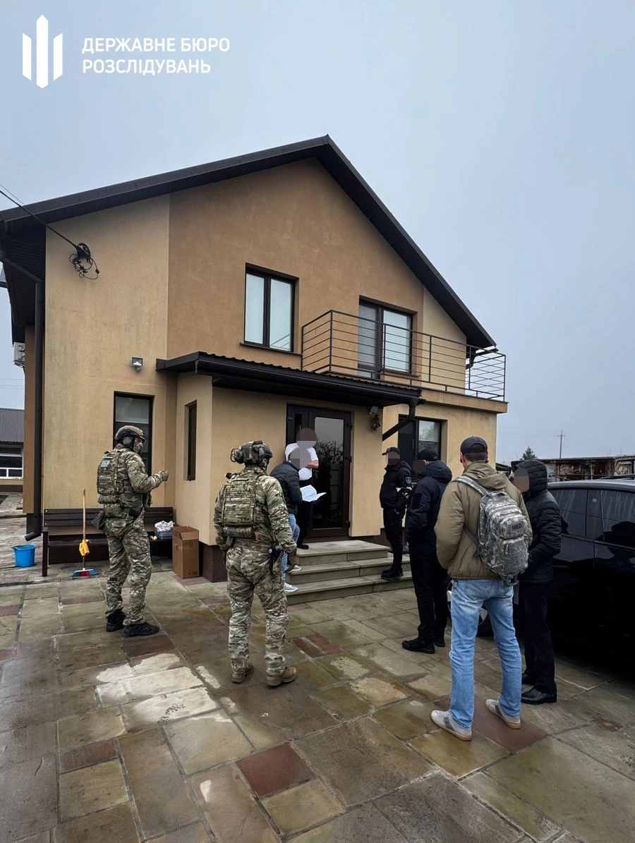 Викрито масштабну схему вимагання: на Івано-Франківщині топчиновники Держпраці вимагали гроші у підприємців