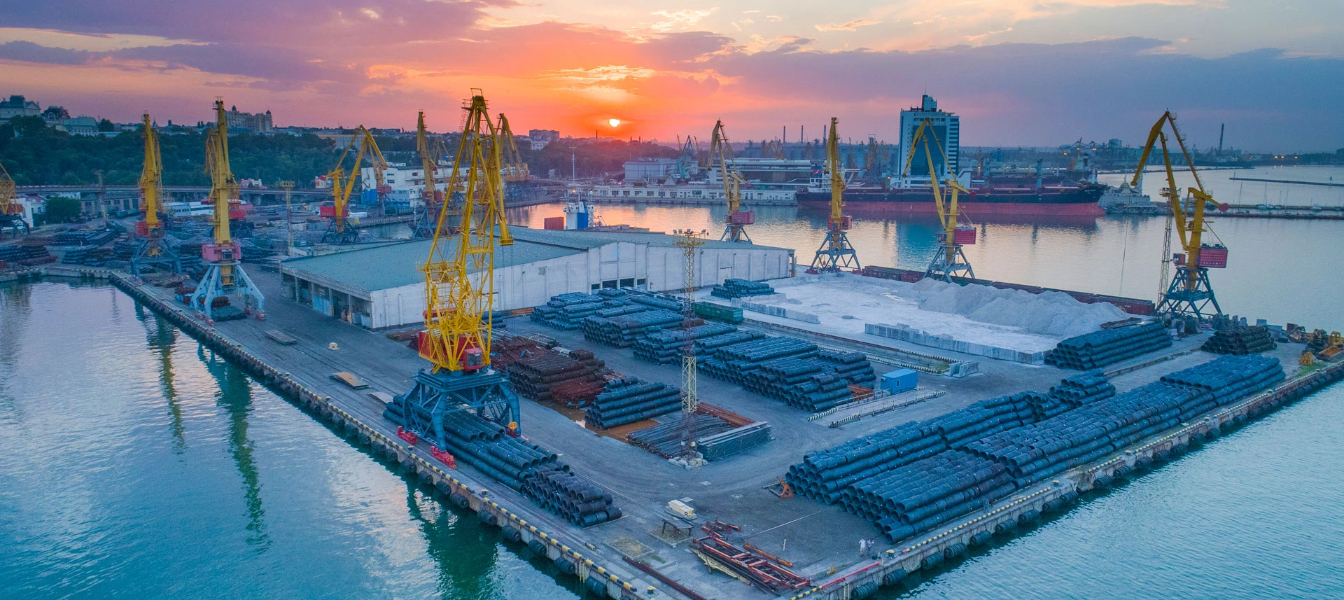 Безпечне виконання робіт в морських портах взимку