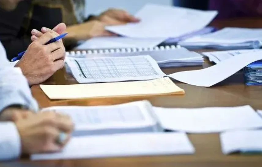 Кабмін звільнив від перевірок підприємства, що постраждали внаслідок війни