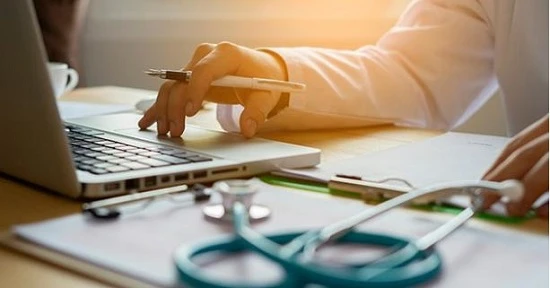 Перехід на е-лікарняні відтермінували через війну Перехід на е-лікарняні відтермінували через війну